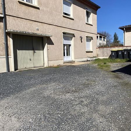 Appartement Tout Equipe 2 Chambres + Jardin Saix  Eksteriør billede